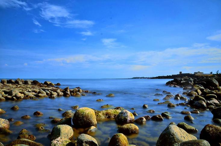 广东出发自驾游 粤西自驾,湛江硇洲岛赶海活动,体验水上运动皮划艇