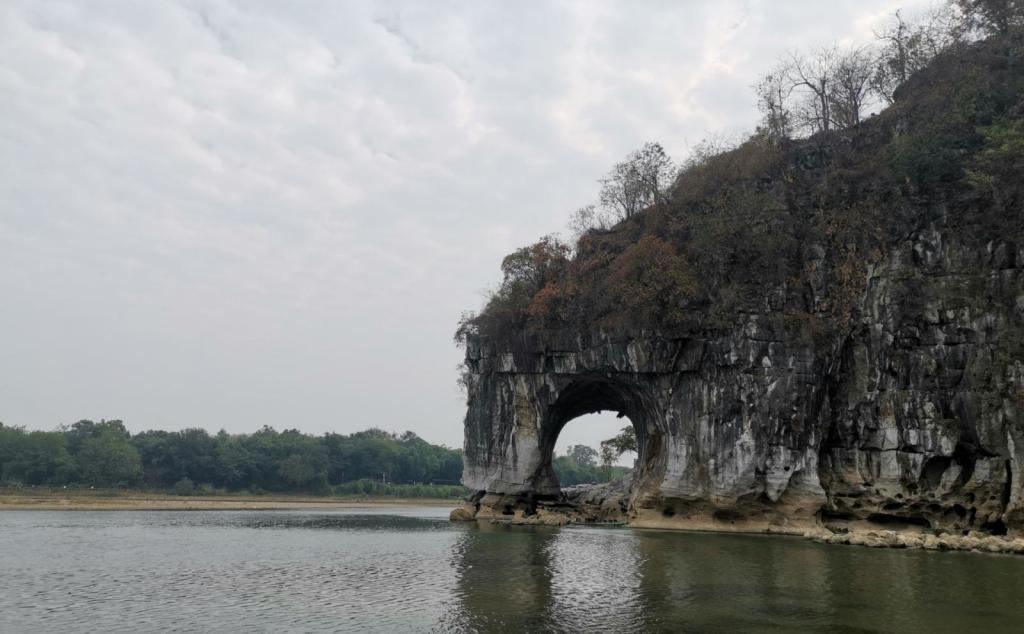 桂林集合桂林阳朔3日自驾路书：桂林象鼻山-世外桃源-兴坪漓江-印象刘三姐3日自驾游