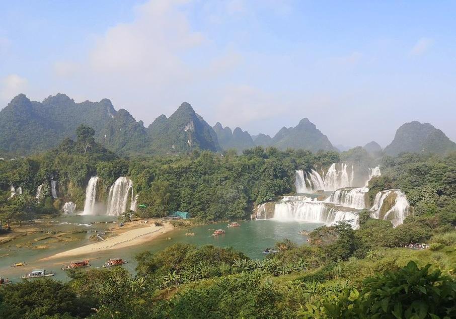 【国庆自驾】 探秘巴马长寿村、德天瀑布、靖西鹅泉、边境山水画廊 | 中越边境7天自驾游