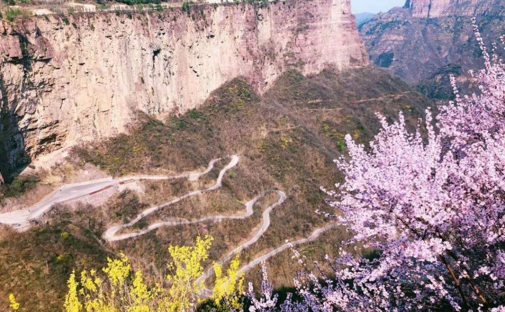 太行之巅、黄河之滨、一路芬芳汴梁行 ，来老家河南上热搜吧！