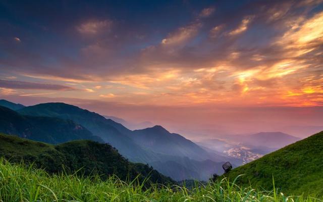 武汉出发江西3日自驾游：石溪百鸟园-泡温泉-武功山登顶3日武汉周边自驾游